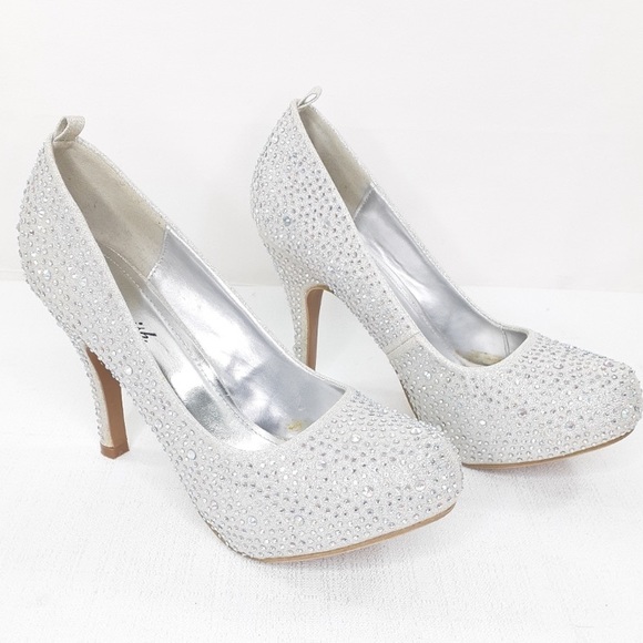 Flourish Silver Rhinestone Covered Heels Size 10 wedding holiday heels - Picture 1 of 10